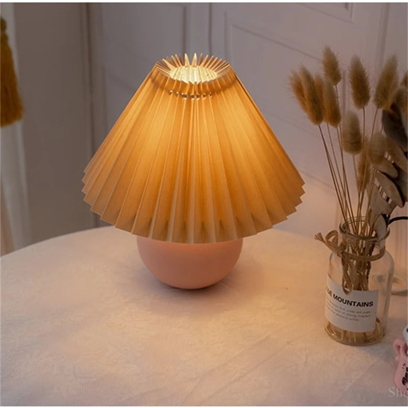 Two-Tone Ceramic Table Lamp – Modern Accent Lamp for Bedroom & Living Room