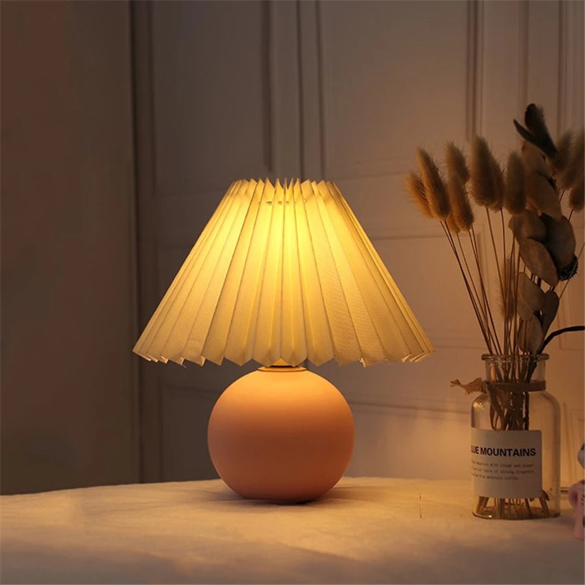 Two-Tone Ceramic Table Lamp – Modern Accent Lamp for Bedroom & Living Room