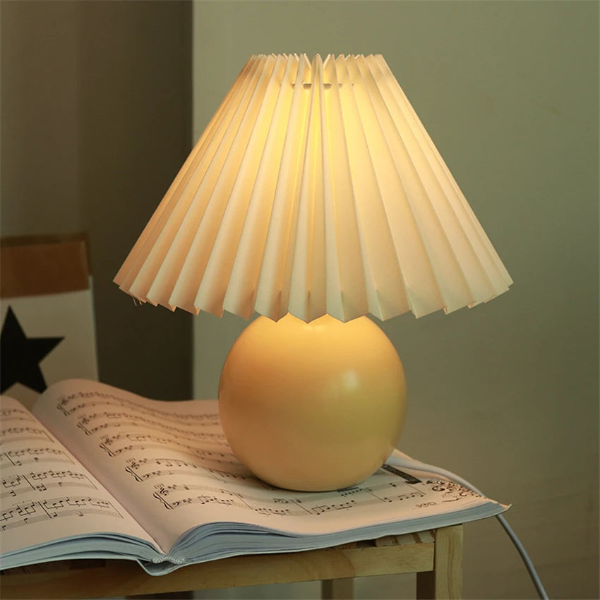 Two-Tone Ceramic Table Lamp – Modern Accent Lamp for Bedroom & Living Room
