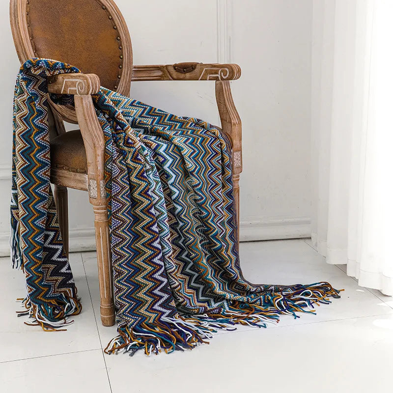 Boho Zigzag Knit Throw Blanket – Tasseled Throw for Sofa & Bed