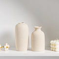 Minimal Matte Ceramic Vase – Sculptural Vase for Dried Flowers
