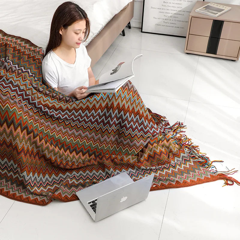 Boho Zigzag Knit Throw Blanket – Tasseled Throw for Sofa & Bed