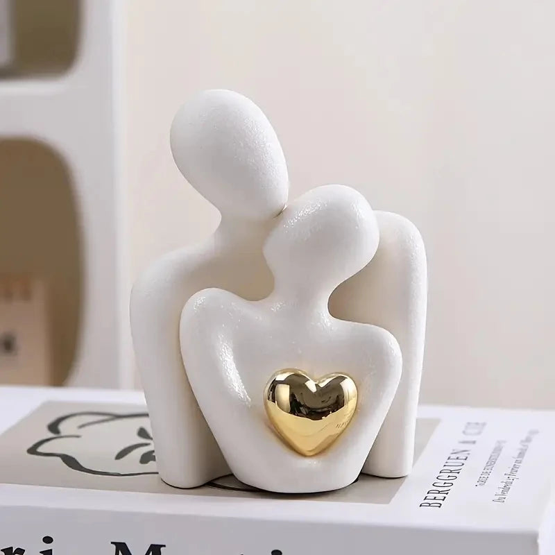 Small Couple Figurine – Embrace Sculpture with Gold Heart