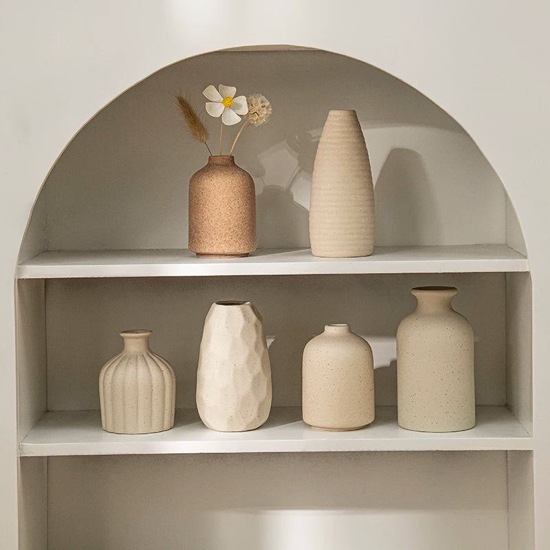 Artisan Ceramic Bud Vase – Small Glazed Vase for Single Stems