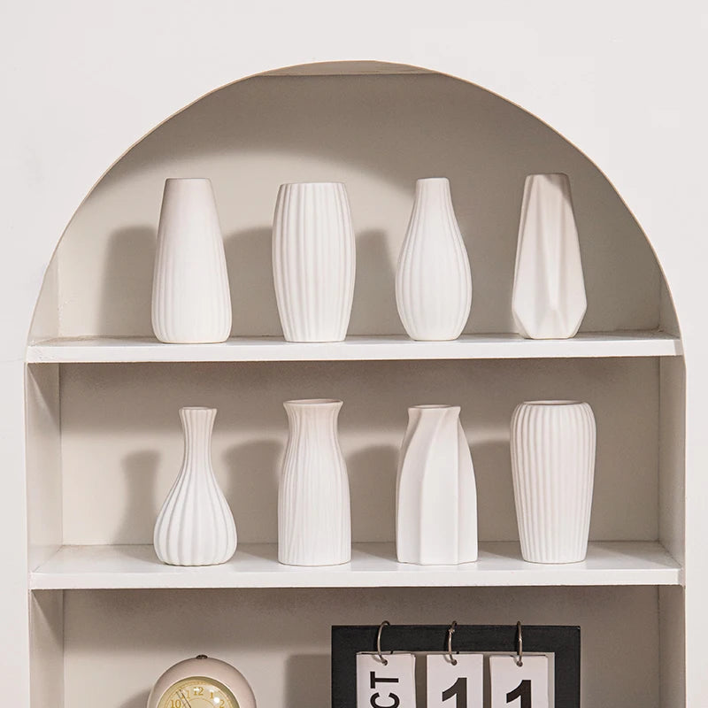 Sculpted White Ceramic Vase – Modern Decorative Vase for Shelf & Table