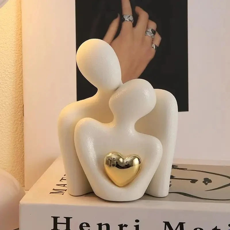 Small Couple Figurine – Embrace Sculpture with Gold Heart
